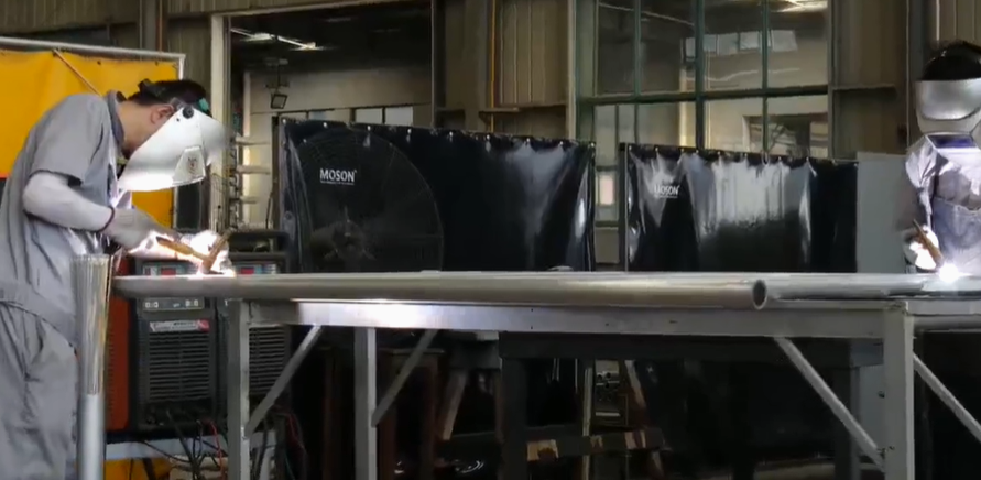 da3a47da-b19d-4081-873b-176c3b5c5a59